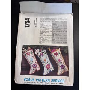 Vintage 1960's VOGUE PATTERNS 1542 Santa Pack IV Ornament Pattern Christmas